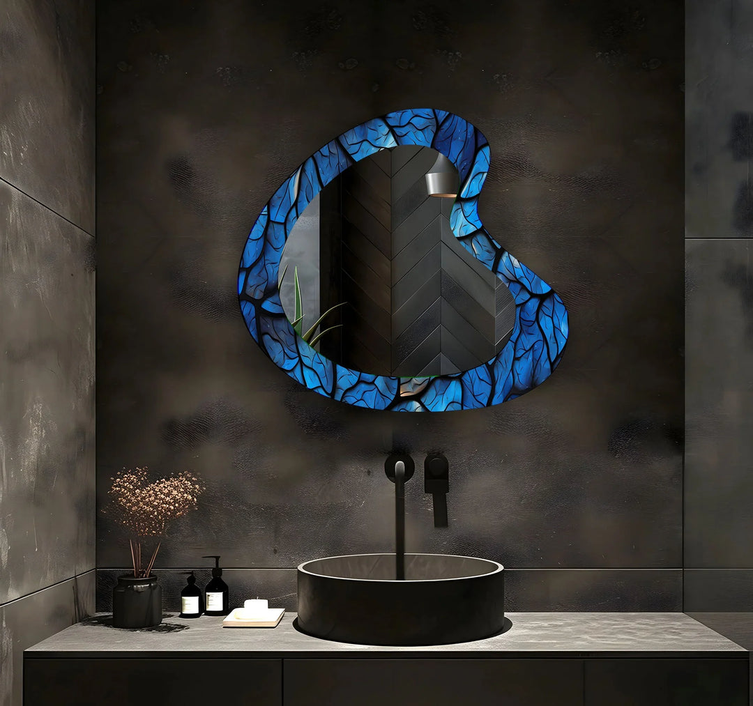 Decorative wall mirror showcasing minimalist elegance for a timeless addition to any room