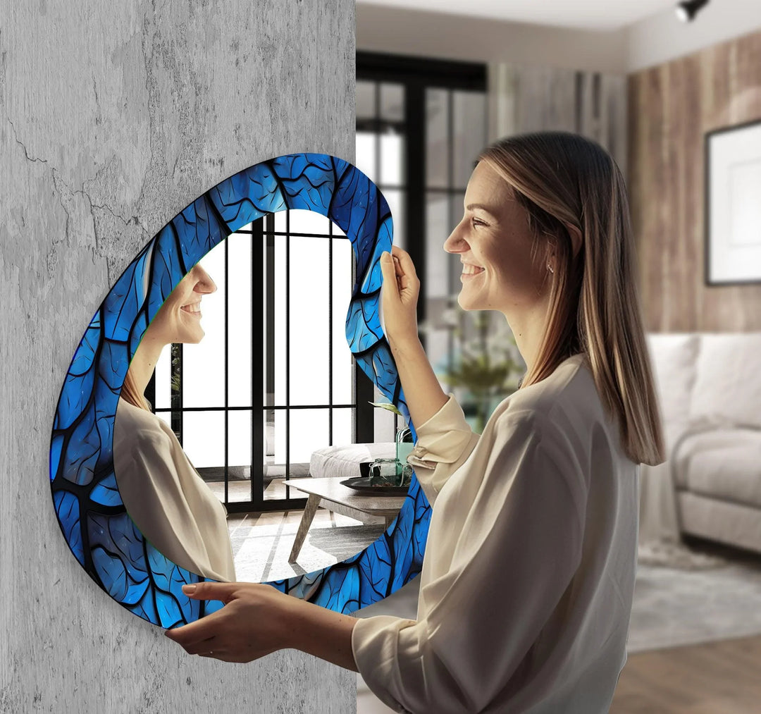 Mirror wall decor with creative frames and reflective details to elevate your home interior