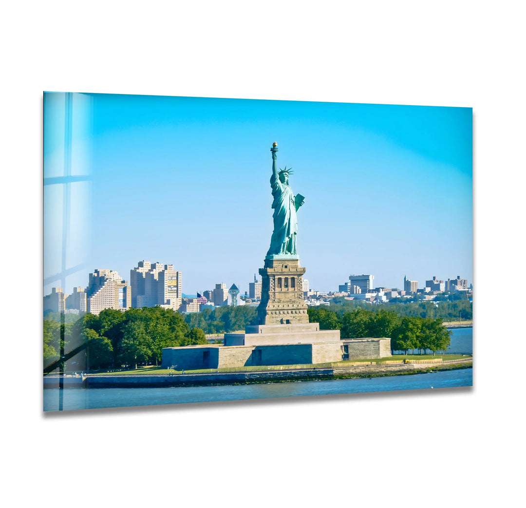 Statue of Liberty Glass Wall Art – Majestic New York Landmark in Bright Daylight - MyPhotoStation