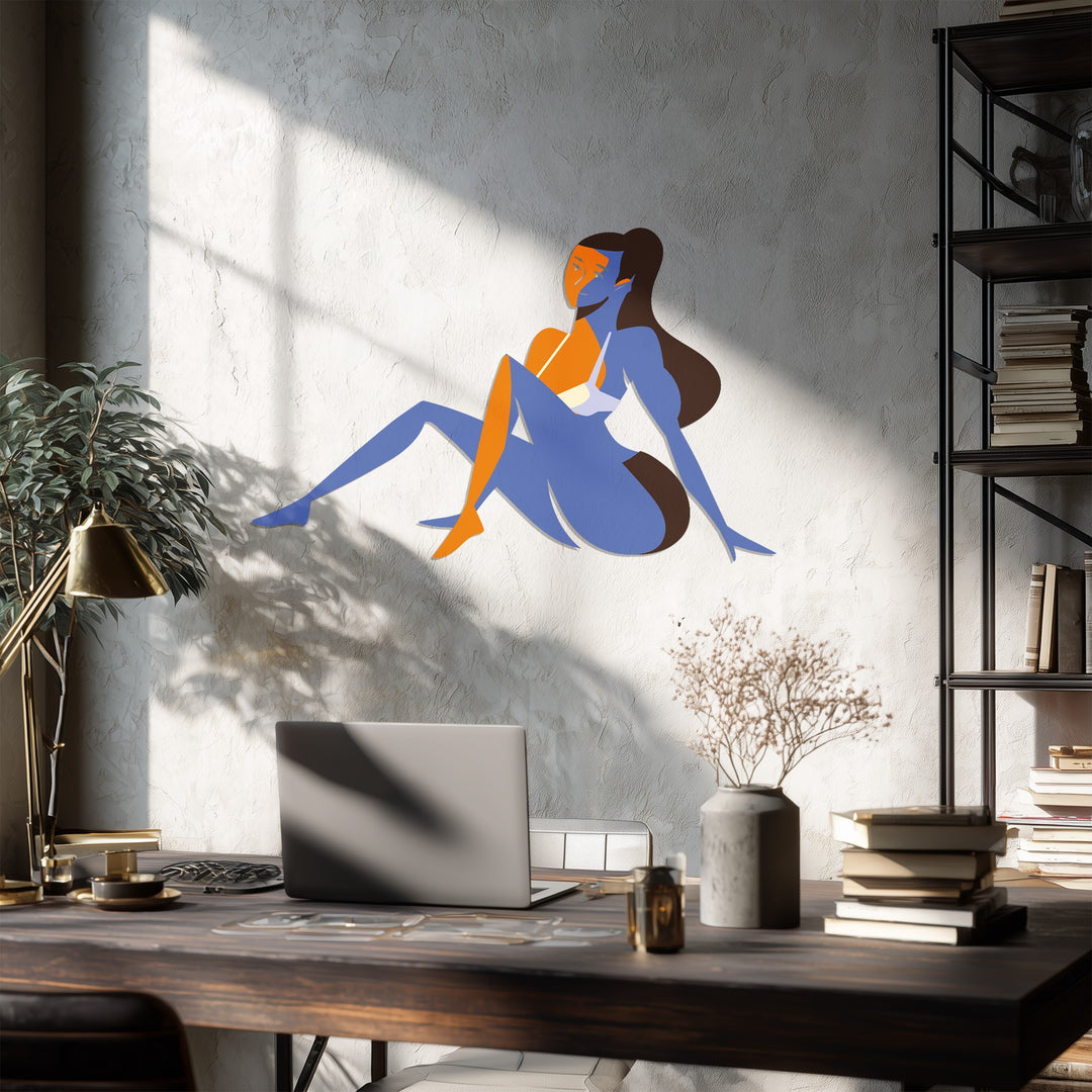 Abstract Sitting Woman Metal Wall Art – Modern Minimalist Home Decor