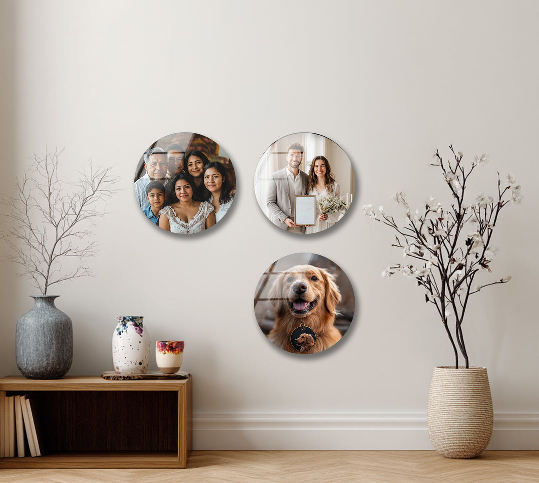 Golden Memories – Custom Family & Pet Round Glass Wall Art