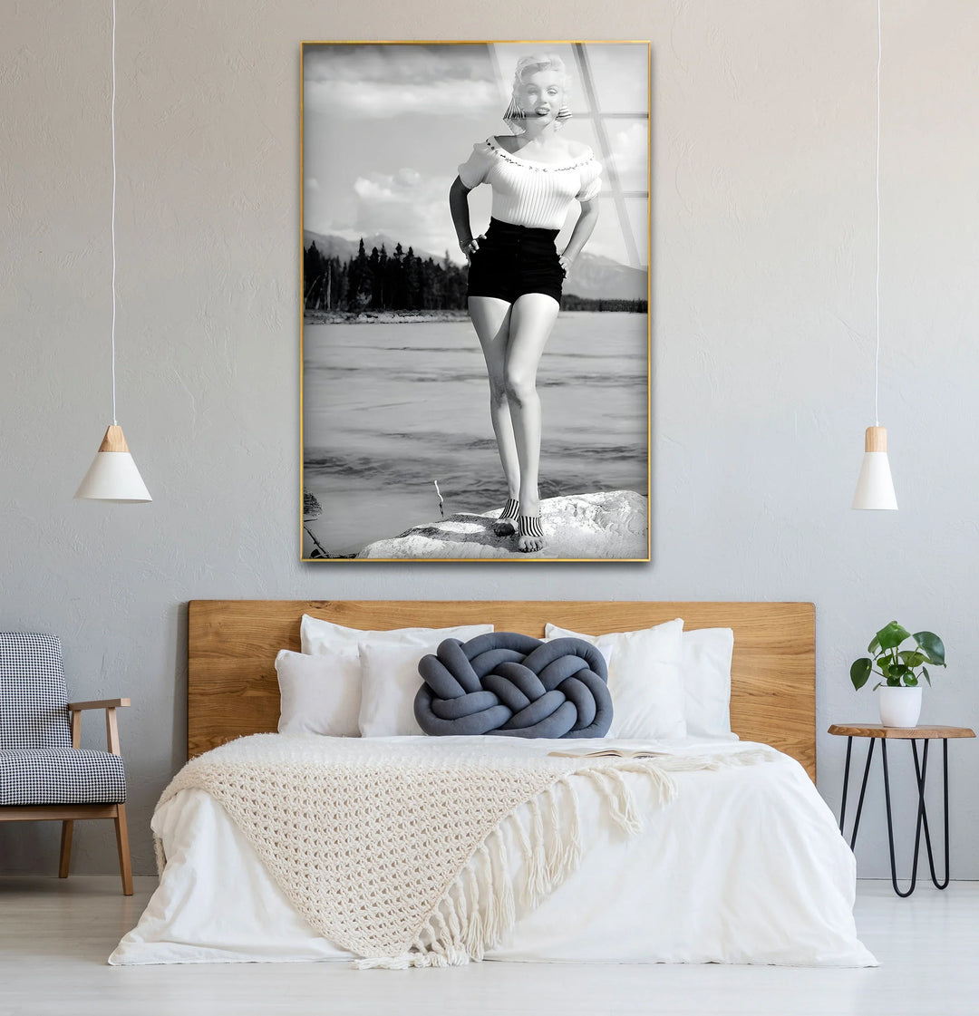 Marilyn Monroe black and white abstract drawings in a stunning Alberta setting, ideal for artistic wall decor.