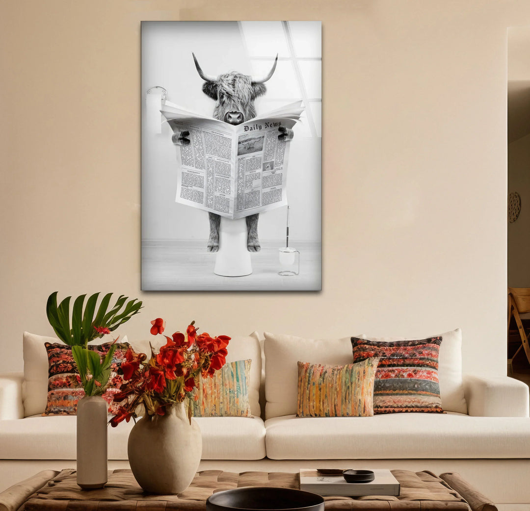 Funny Highland Cow Reading Newspaper Wall Art – Black and White Glass Print for Bathroom Humor Decor - MyPhotoStation
