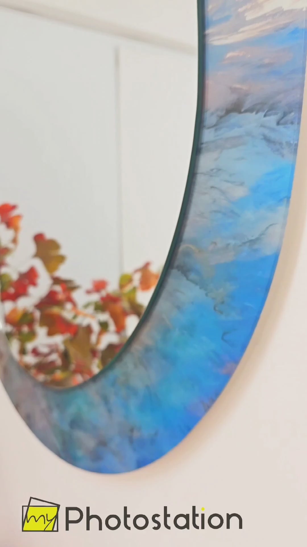 Mirror wall art blending contemporary elegance with artistic flair to enhance your walls