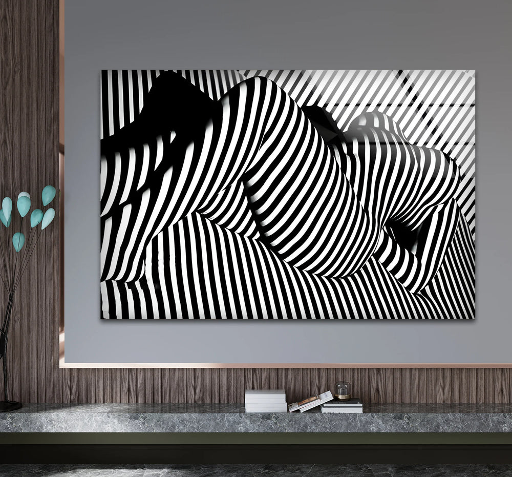 Unique naked art blending sex drawing and glass wall art creativity