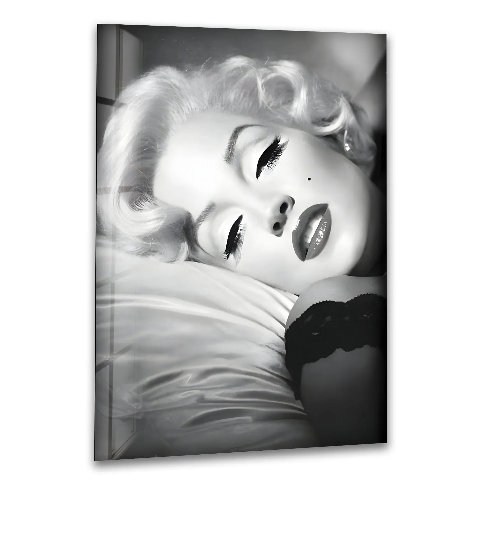 Marilyn Monroe Black & White Glass Wall Art - Timeless Hollywood Glamour