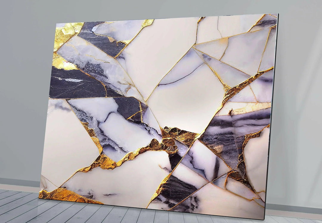 a picture of a white and gold marble wall