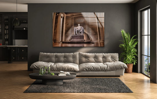 Showing the realistic detail, a Lincoln Memorial majestic view is captured in a piece of art from glass showcasing Washington DC’s iconic landmark.