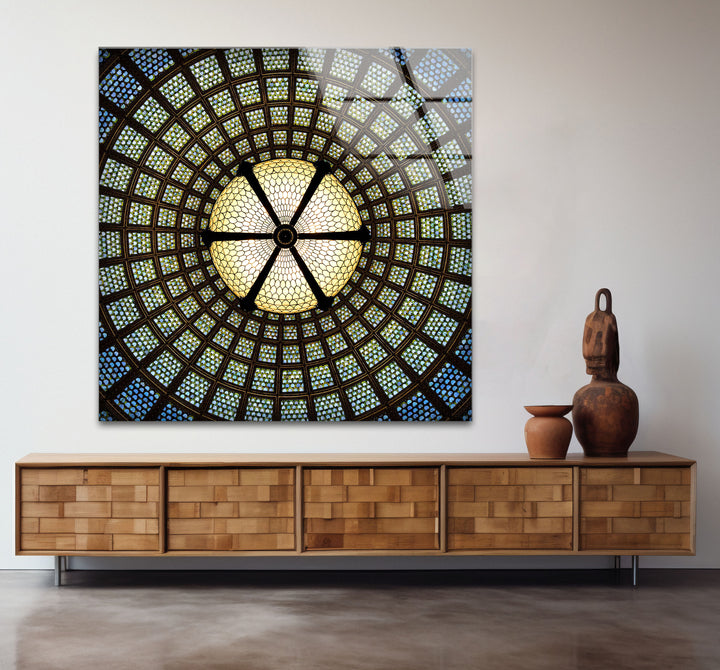 Radiant Dome Buntglas-Wandkunst – Elegantes kreisförmiges Deckendesign 