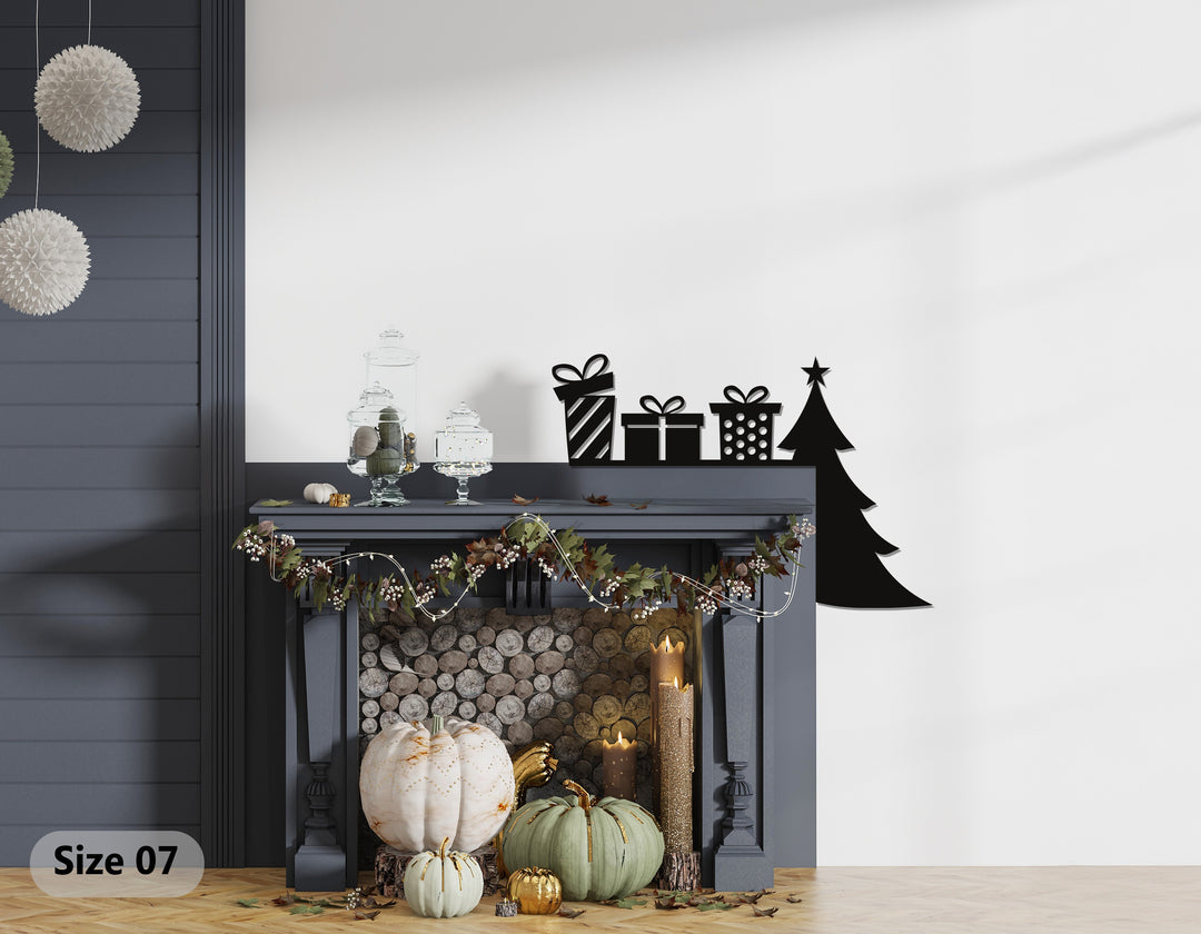 Regalos festivos y árbol de Navidad: Decoración de chimenea de metal