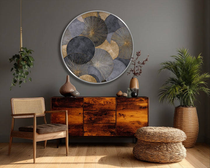 Crafted with precision, this round canvas art showcases golden geometric circles, demonstrating exceptional quality in big canvas prints, highlighting the modern luxury wall art.