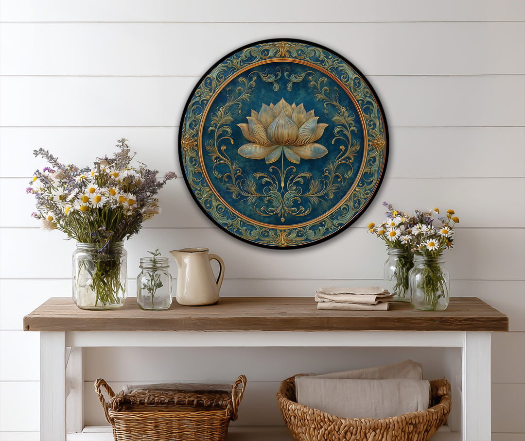 Elegancia de loto dorado: redondo con motivos florales ornamentados Cuadro al óleo