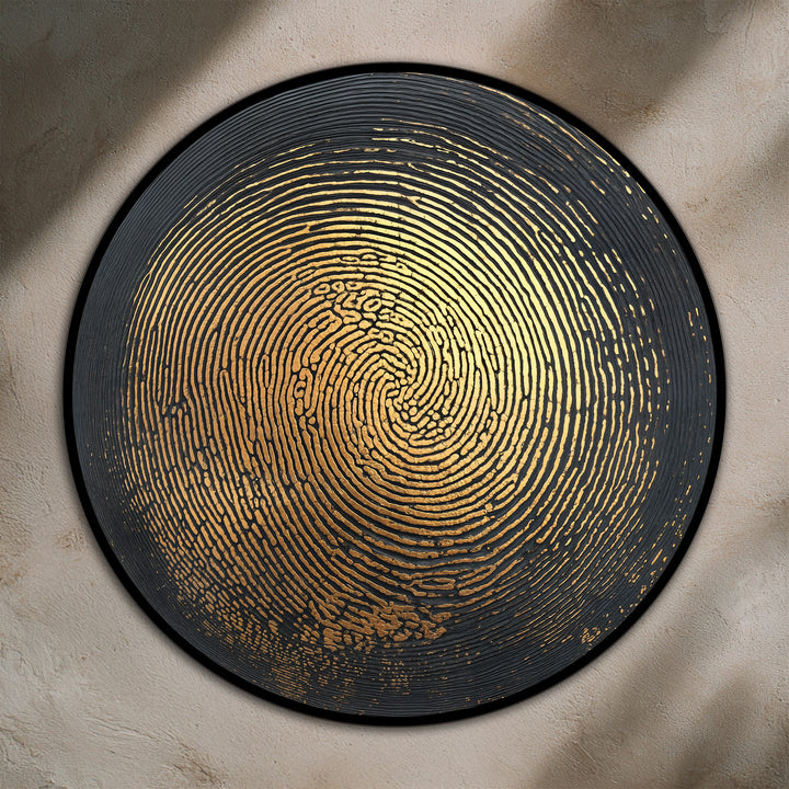 Swirling golden concentric rings in this round, abstract wooden oil painting art prints create a dynamic sense of rhythmic movement.