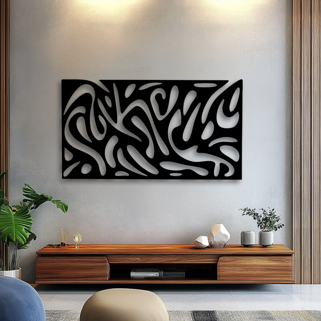 The high-quality metal wall decor showcases an abstract fluid pattern, emphasizing its durable and sleek finish.