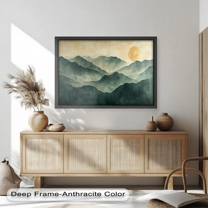 Goldene Sonne über nebligen Bergen – Modernes minimalistisches Ölgemälde