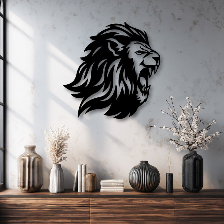 The bold roaring lion head metal decoration wall art features superior material quality with sharp, durable contours, reflecting its striking design.