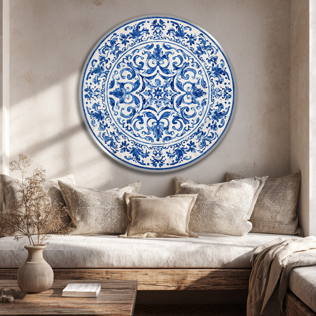 Swirling with energy, this classic blue ornamental plate-style round oil painting home decor gives the impression of constant, gentle motion.