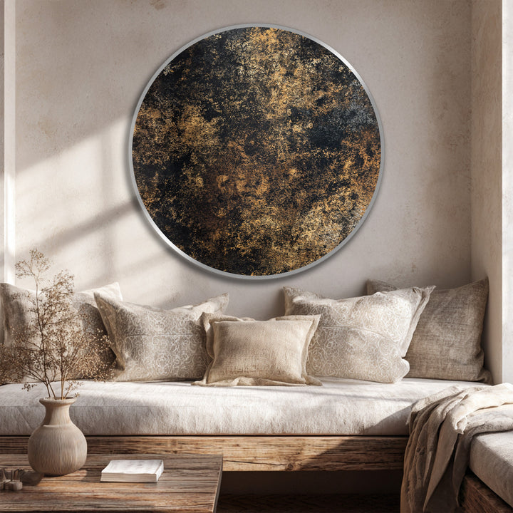 Radiating from the midnight gold texture, the textured negative space around this round wooden oil painting home decor piece creates a soothing yet sophisticated abstract effect.