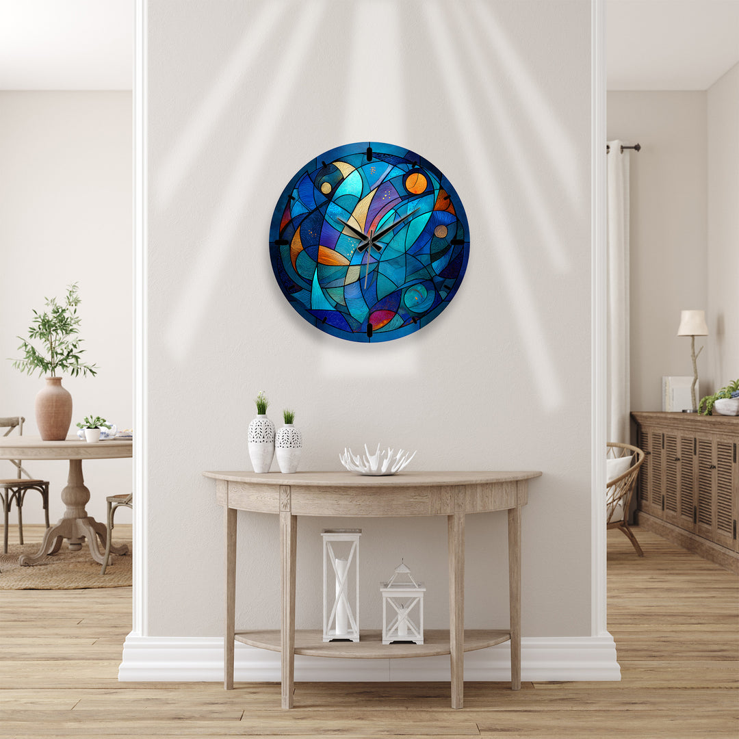 Blaue abstrakte Glas-Wanduhr – Dekor im Buntglas-Stil