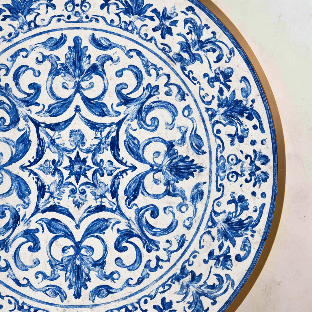 Classic Blue Ornamental Plate-Style Round Oil Painting