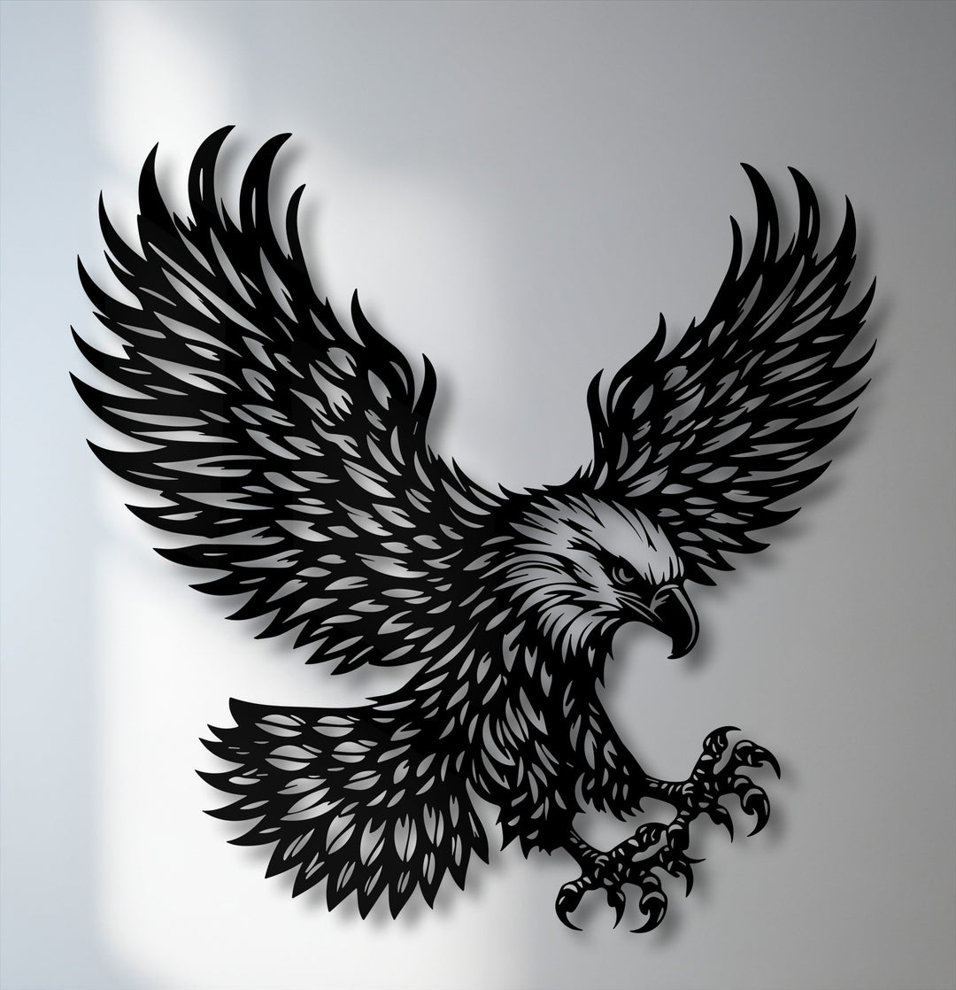 This decoration wall art showcases the majestic eagle in metal, creating distinct depth and layers through its impressive, shadow-casting silhouette.