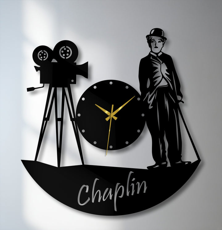 Crafted from sleek metal, this vintage cinema character wall clock showcases high-quality materials, offering a striking decoration wall art piece.