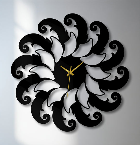 Experience the exceptional material quality of this elegant floral spiral metal wall clock, a refined piece of metal art for wall decor.