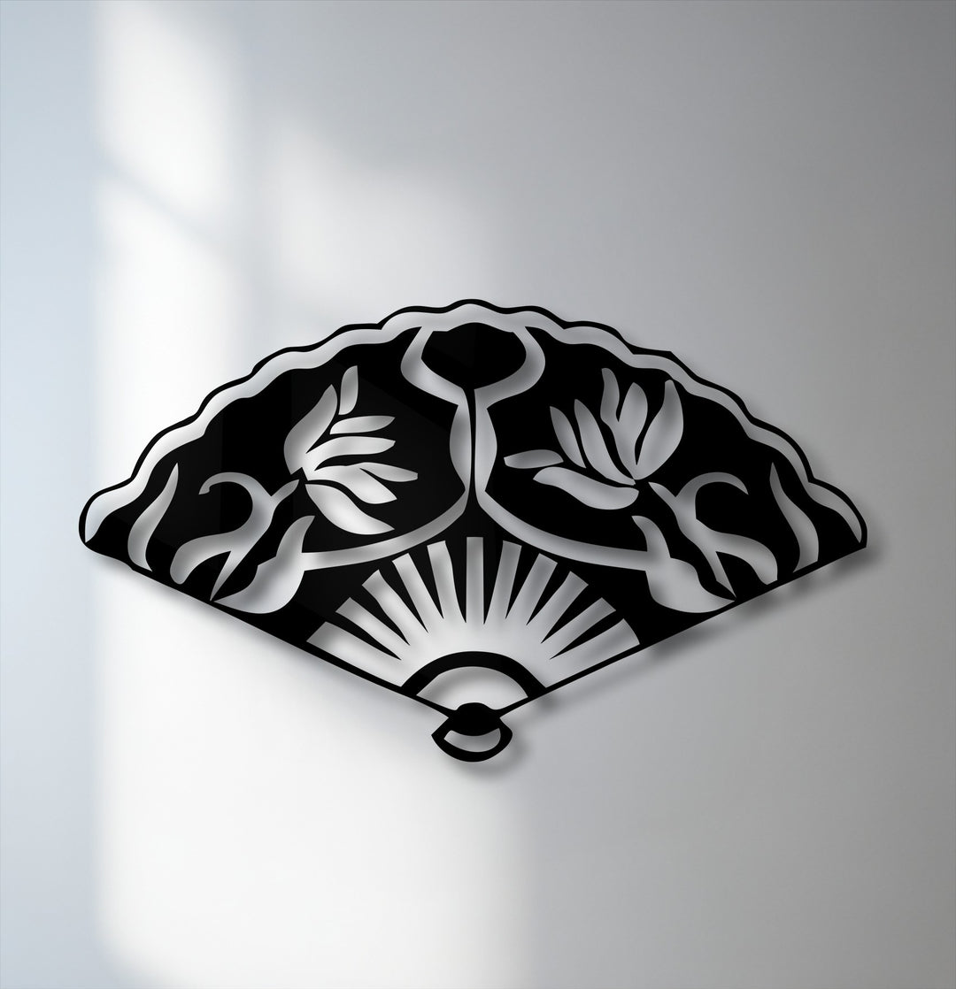 The flowing lines of this floral metal fan create a subtle sense of movement, making it exquisite decoration wall art.