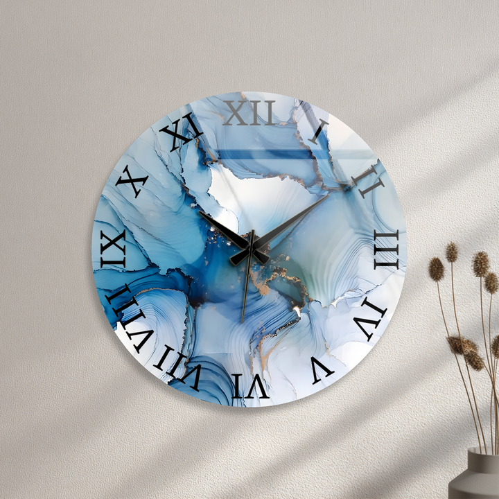 Blaue Marmorglas-Wanduhr – Abstraktes fließendes Kunstdekor