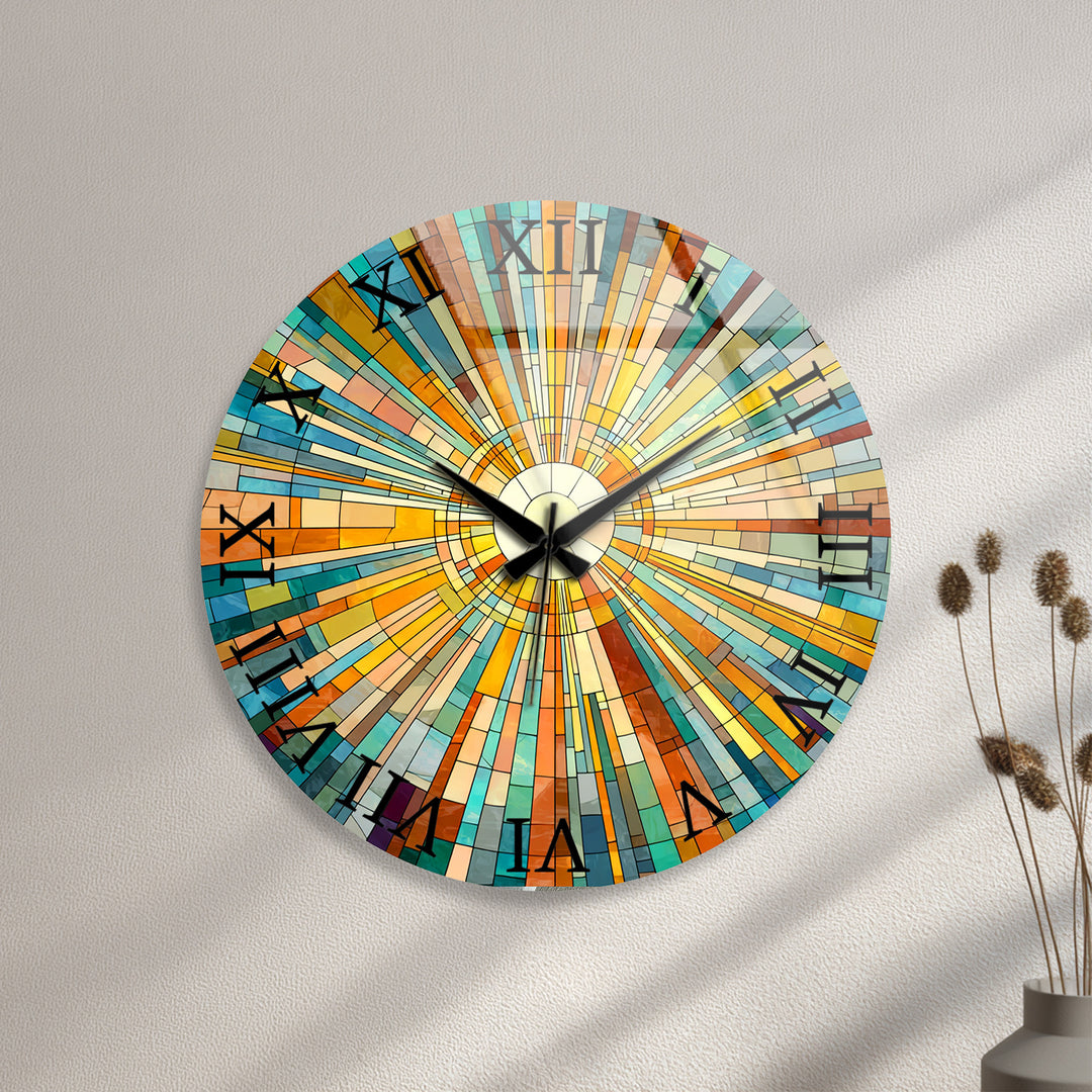 Geometrische Sunburst-Glaswanduhr – Bunte Mosaikkunst