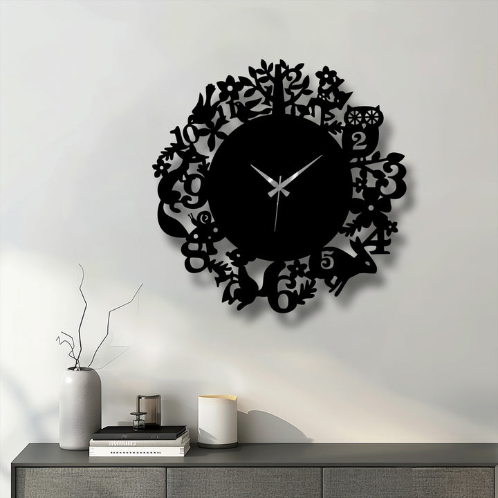 Neutral color temperature highlights the decoration wall art of this woodland animals metal wall clock, enhancing its forest nature design with an even, balanced light.
