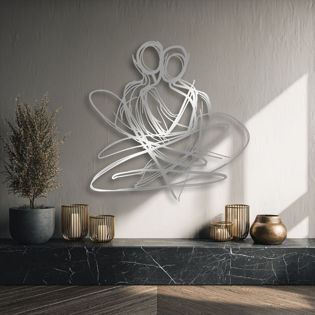 The flowing, intertwined lines of the abstract couple metal wall art create a dynamic sense of movement, forming an elegant decoration wall art.