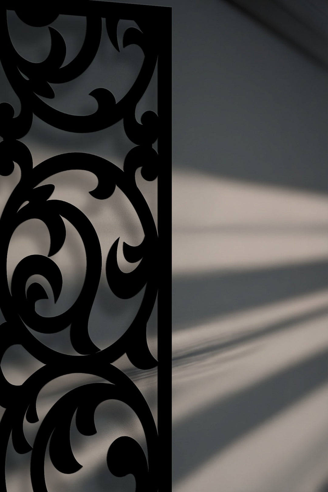 Ornate Floral Scroll Metal Wall Art – Elegant Baroque-Inspired Panel Design
