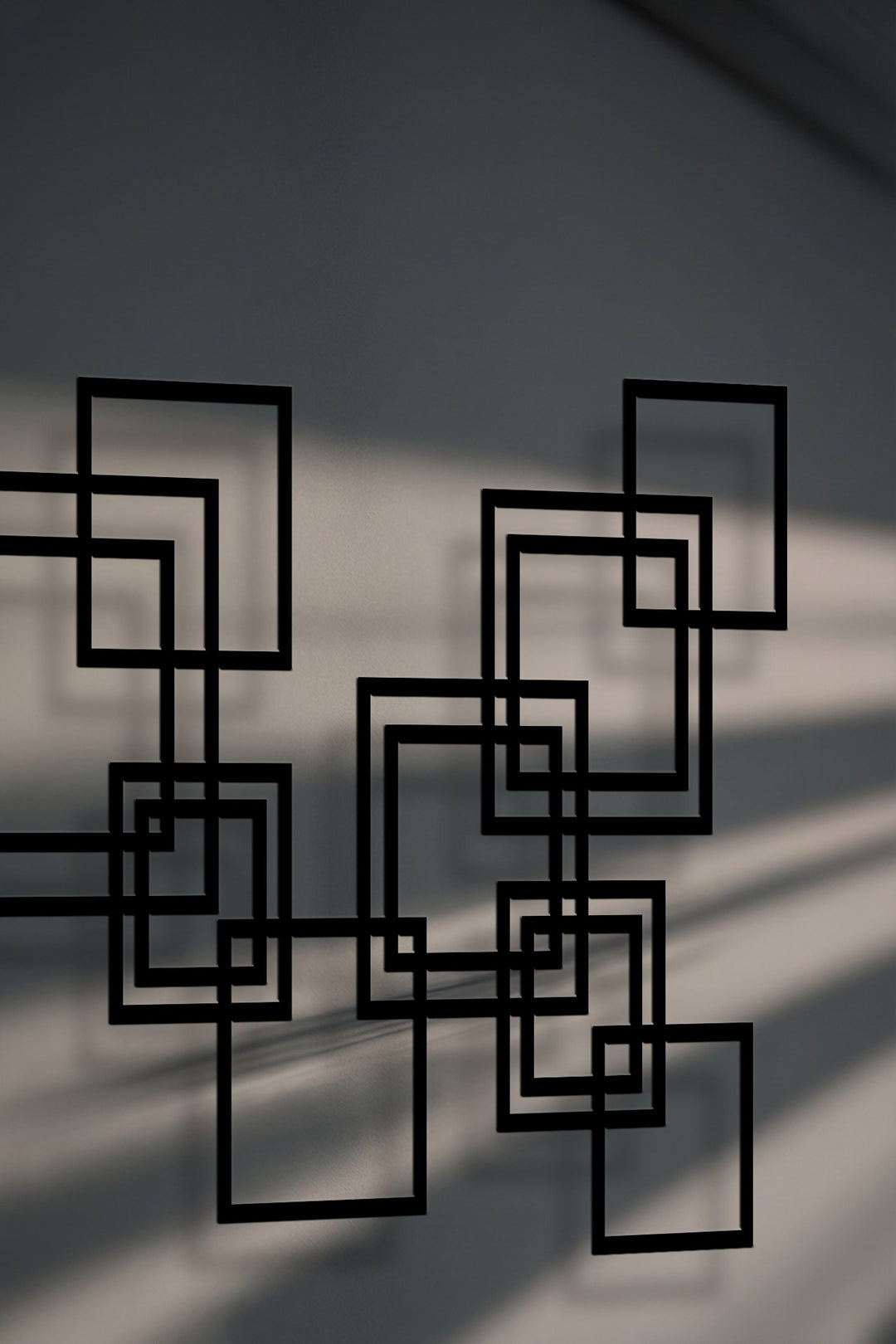 Interlocking Squares Metal Wall Art – Modern Geometric Design