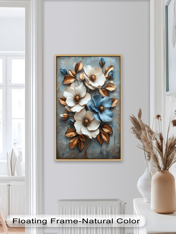 Gilded Petals – Luxuriöses Ölgemälde mit weißen und blauen Blumen