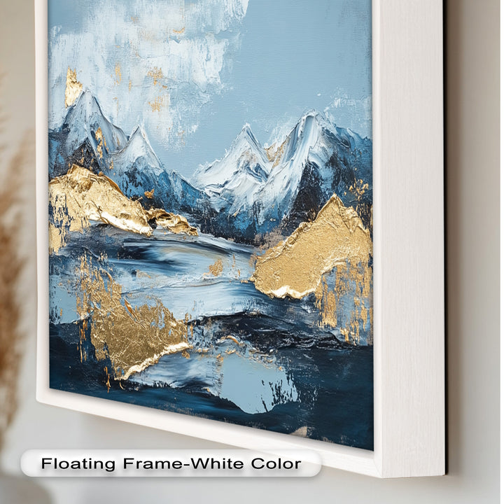 Arctic Peaks – Abstraktes Ölgemälde mit Bergmotiven in Blau und Gold