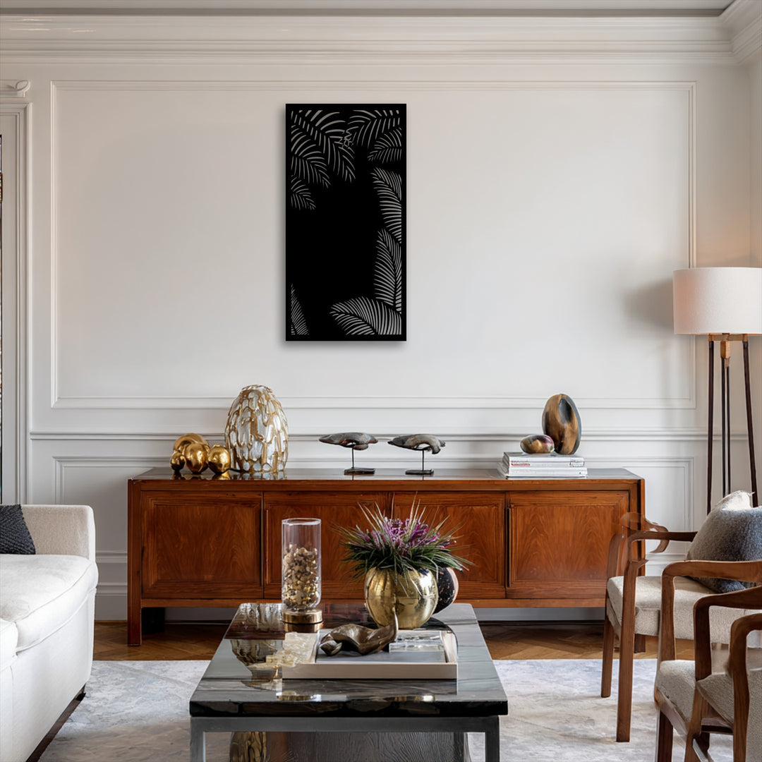 The crisp, defined edges and sleek borders of the black metal wall art showcase the tropical palm silhouette, creating an elegant decoration wall art.