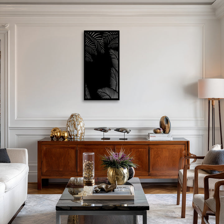 The crisp, defined edges and sleek borders of the black metal wall art showcase the tropical palm silhouette, creating an elegant decoration wall art.