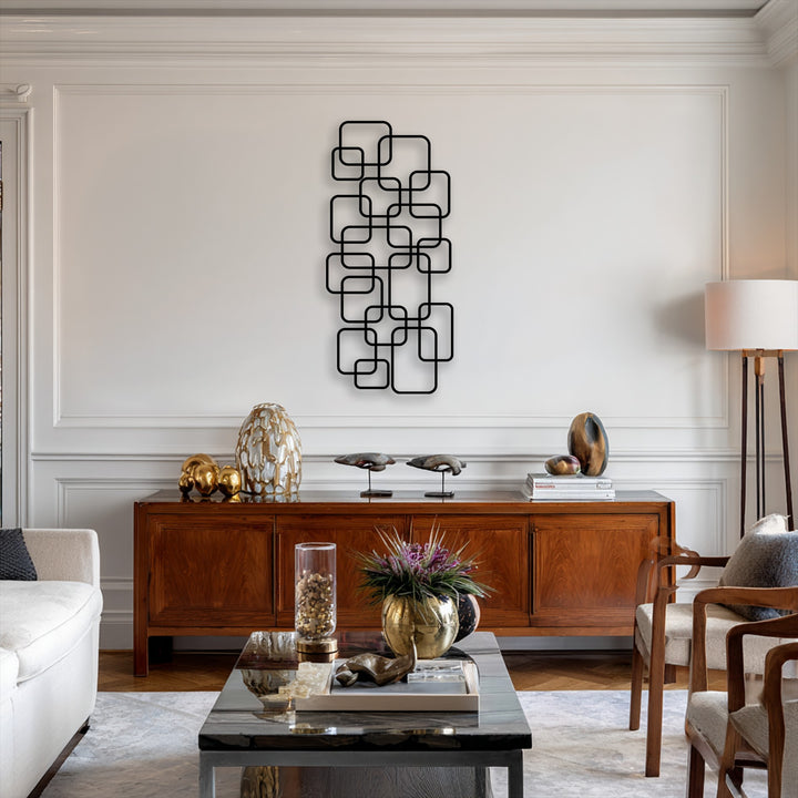 The exceptional material quality of this modern interlocking squares metal wall art creates a sophisticated decoration wall art piece.