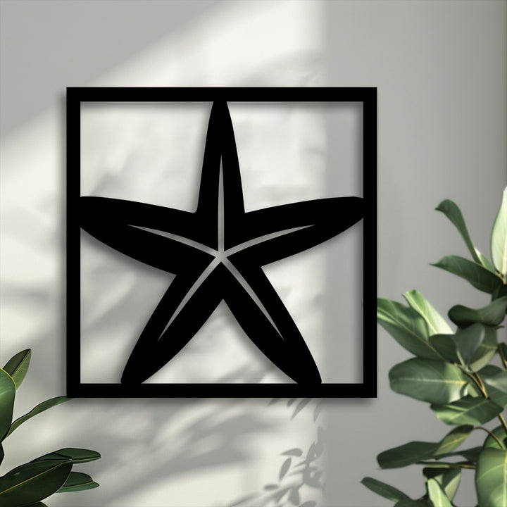 Featuring a natural, warm color temperature, this coastal starfish frame metal decoration wall art stands out against the sunlit wall.