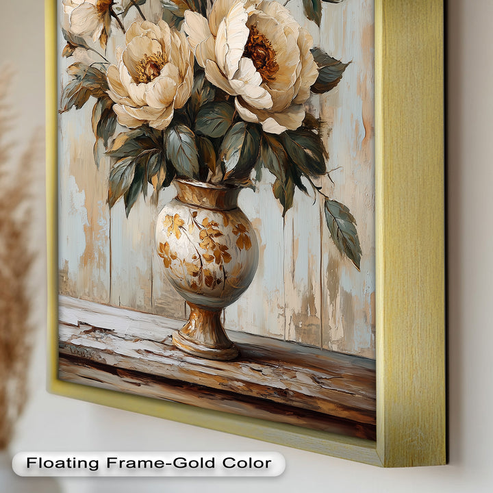 Cremefarbene Pfingstrosen in verzierter Vase - Blumenölgemälde