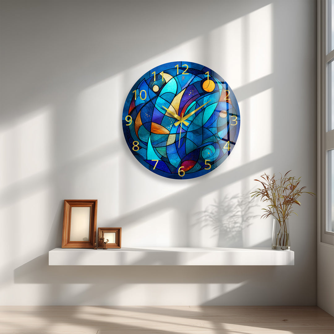 Blaue abstrakte Glas-Wanduhr – Dekor im Buntglas-Stil