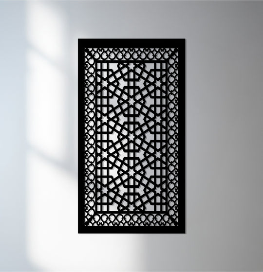 Exhibiting superior material quality, this Geometric Harmony Islamic Pattern Metal Wall Art Panel features a robust lattice design showcasing precise laser-cut metal wall decor.