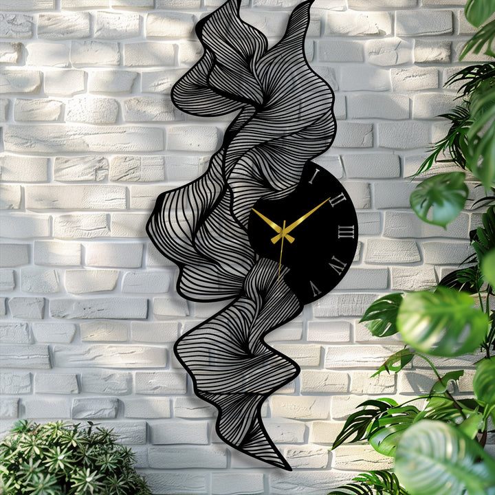 Striking color saturation enhances the flowing lines and abstract wave design of this black metal decoration wall art clock, creating a modern artistic statement.