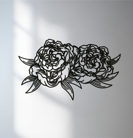 White space defines the elegant floral design of blooming roses in this decoration wall art, a stunning piece of metal wall art.