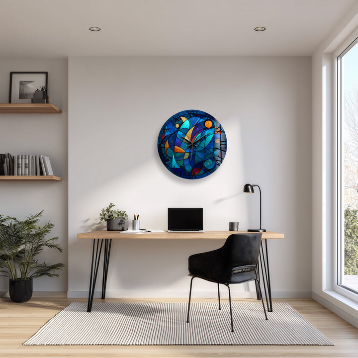 Blaue abstrakte Glas-Wanduhr – Dekor im Buntglas-Stil