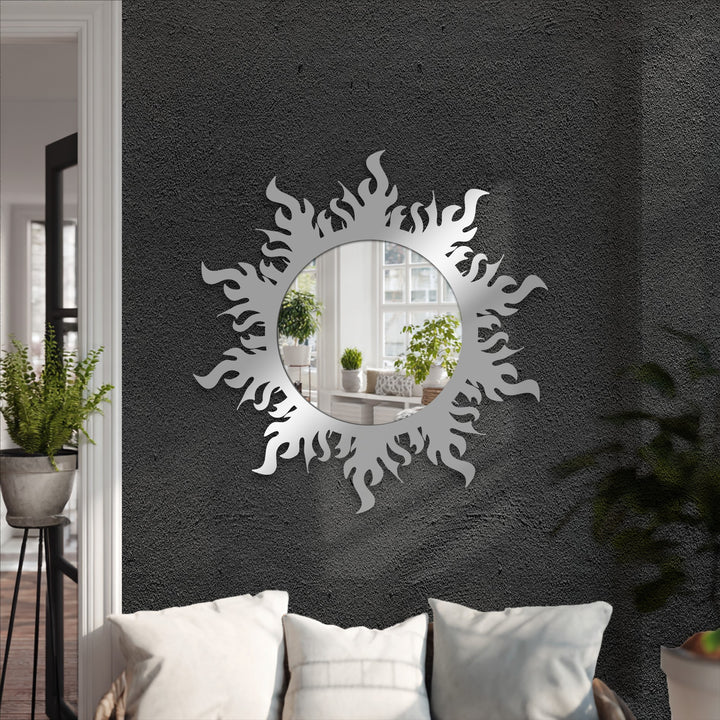 Round decorative mirror with sculptural edges