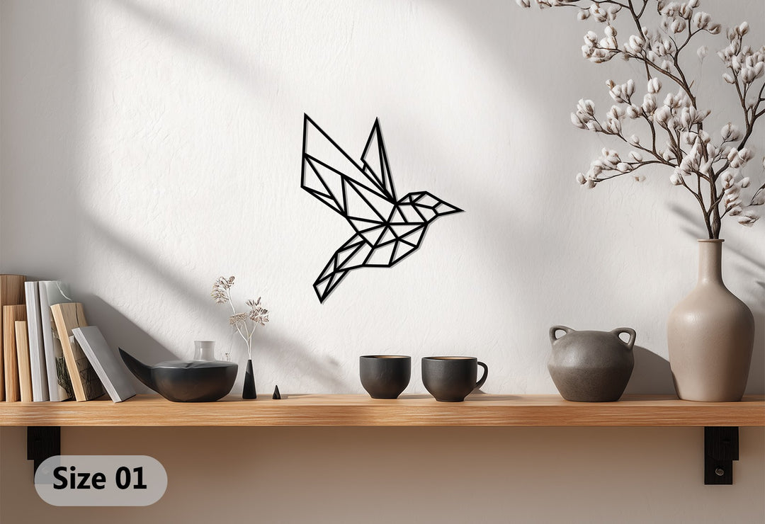 الطيران الهندسي - طائر الطنان متعدد الأضلاع فن جداري معدني