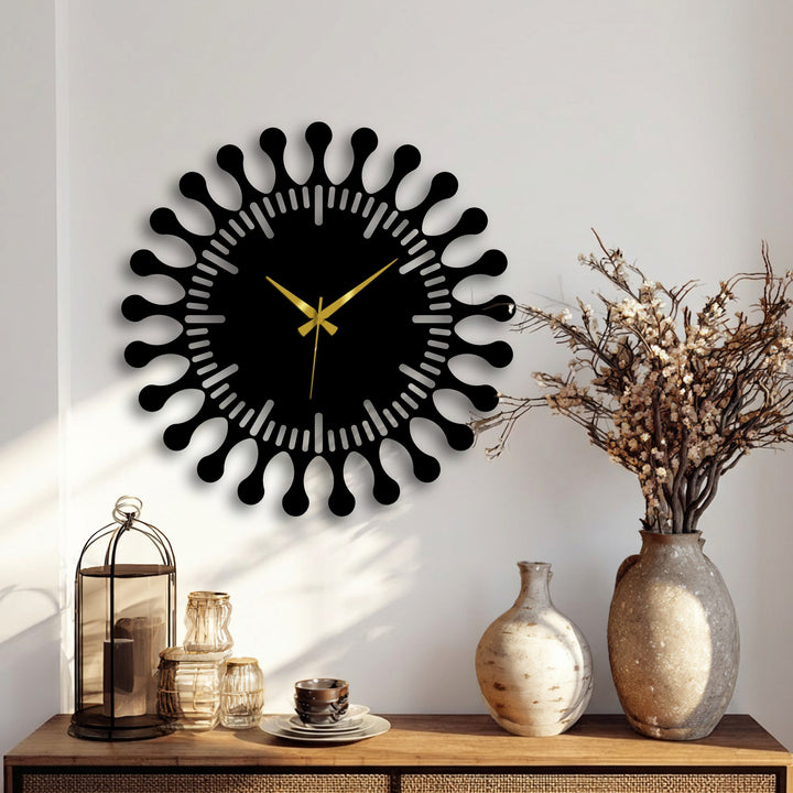 The striking edges and borders of the modern sunburst metal wall clock create a captivating metal wall decor accent with its luxury decorative design.