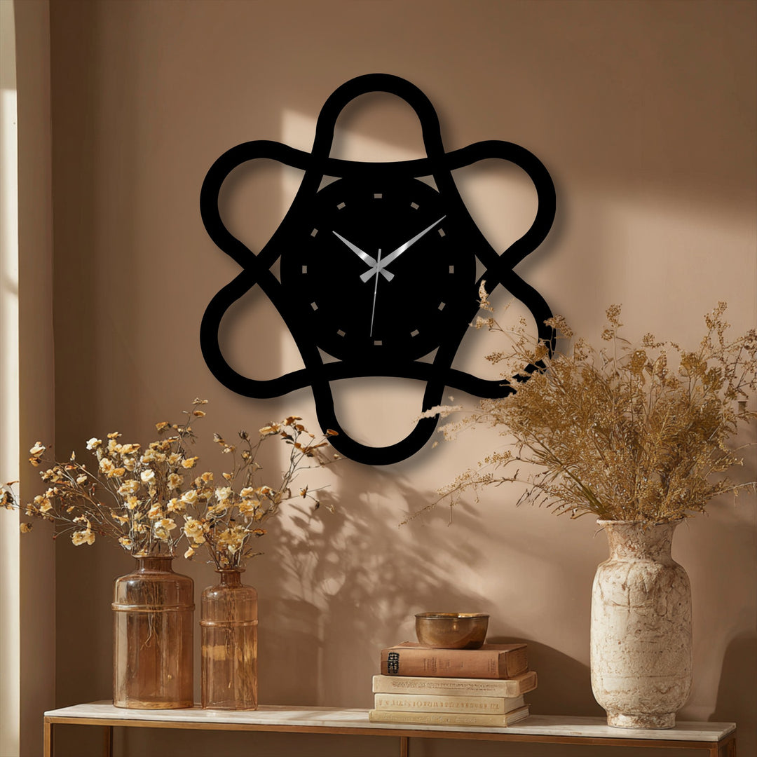 Highlighting the layering effect, this minimal loop geometry metal art for wall clock casts intriguing shadows, enhancing its modern abstract design.